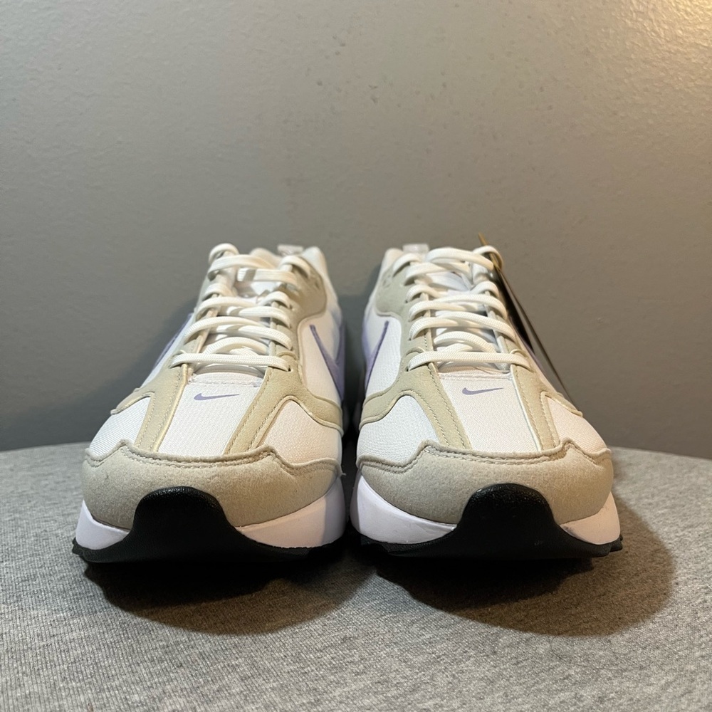 Nike Air Max Dawn Running White Purple Light Bone Women's Size 8 DC4068-100​ - Picture 3 of 11